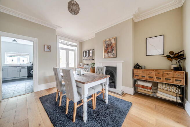 2 bed Terraced for sale Image 5