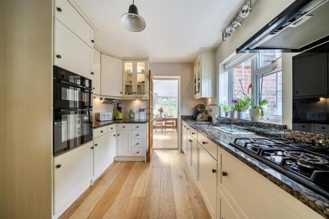 Kitchen.jpg
