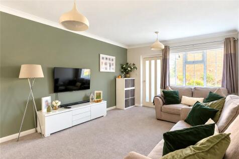 Ashurst Road, Throop, Bournemouth, BH8
