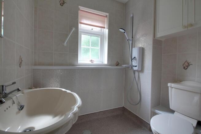 2 bed Apartment for sale Image 12