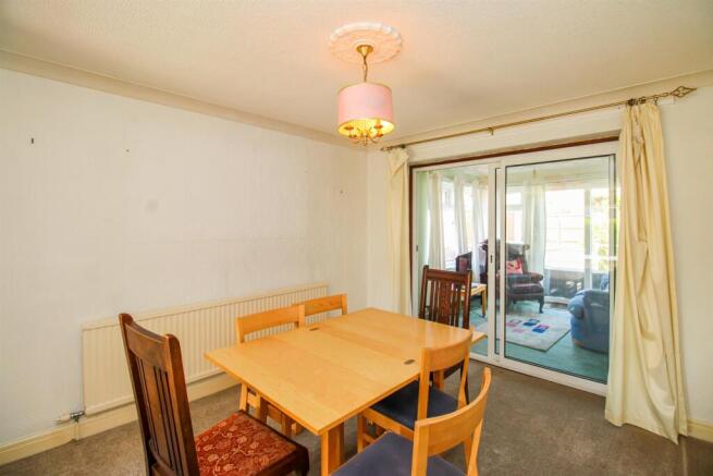 3 bed Semi-Detached for sale Image 5