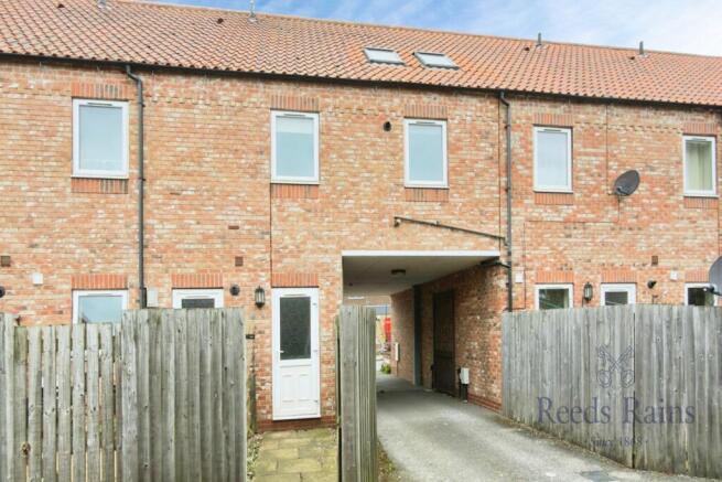 2 bed Apartment for sale Image 7