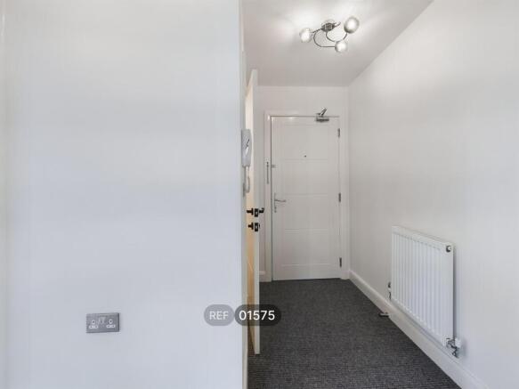 2 bed Apartment to rent Image 7
