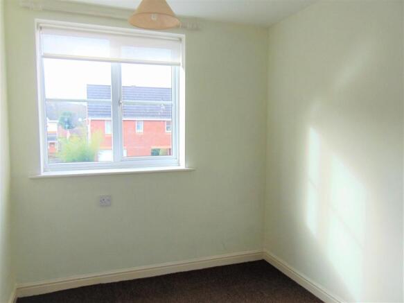 Bedroom 2.JPG