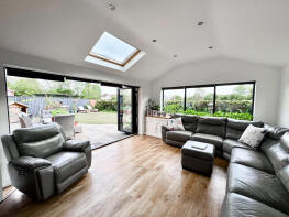4, Meadow Close, Chilton Trinity, Bridgwater TA5 2JE
