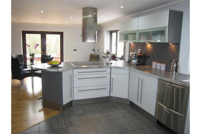Kitchen / Breakfast
