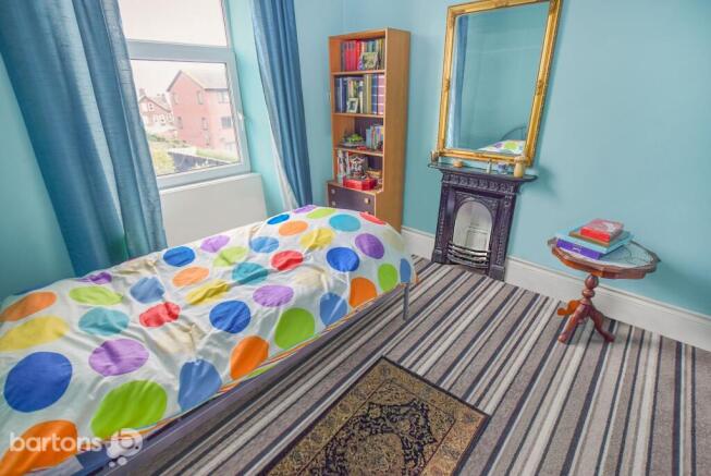 3 bed House for sale Image 9