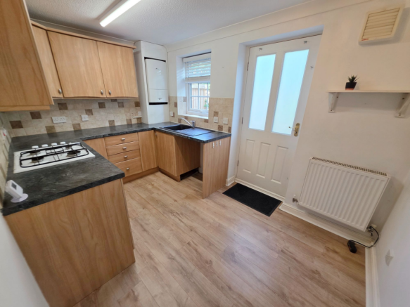 2 bed Terraced for sale Image 8