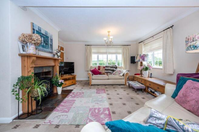 Sitting / Dining Room