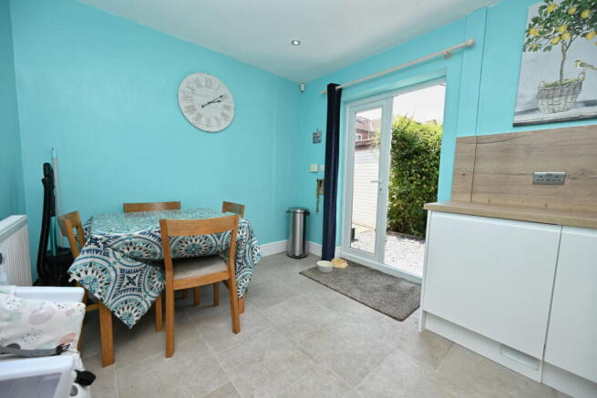 2 bed Semi-Detached for sale Image 4