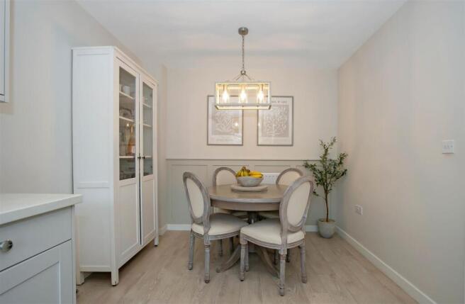 Fairfield Way, Keynsham photo 4