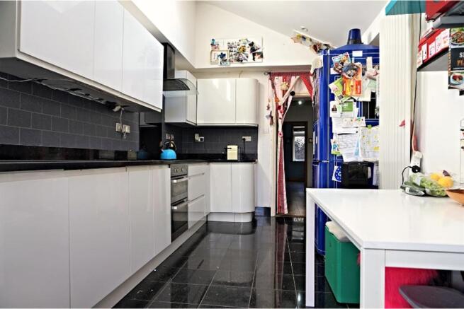 Kitchen / Breakfast