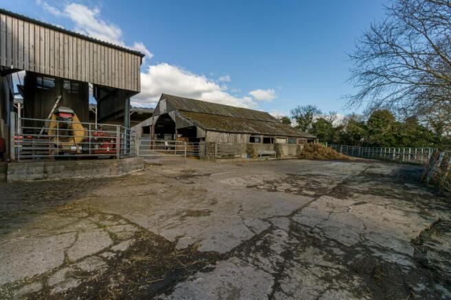 House for sale Image 12