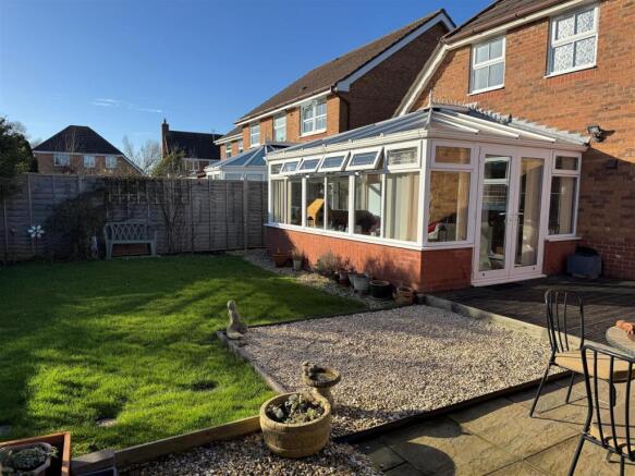 Rear Garden.,.jpg