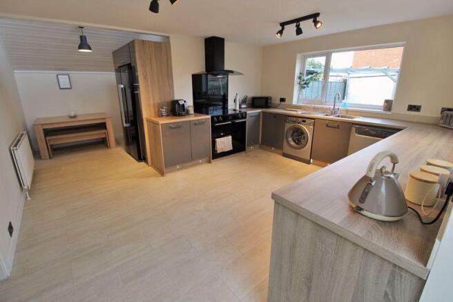Kitchen Diner