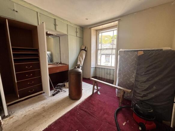 3 bed House for sale Image 10