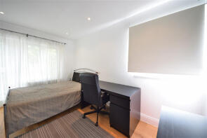 19, Everington Street, London W6 8DX