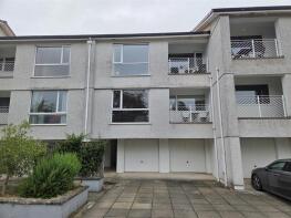 17, Elm Court, Truro TR1 1DN