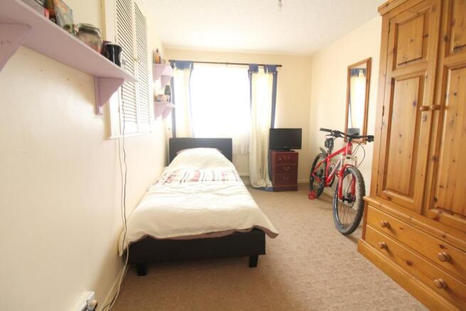 DOUBLE BEDROOM 3