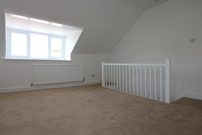 Bed 2 pic 2.JPG
