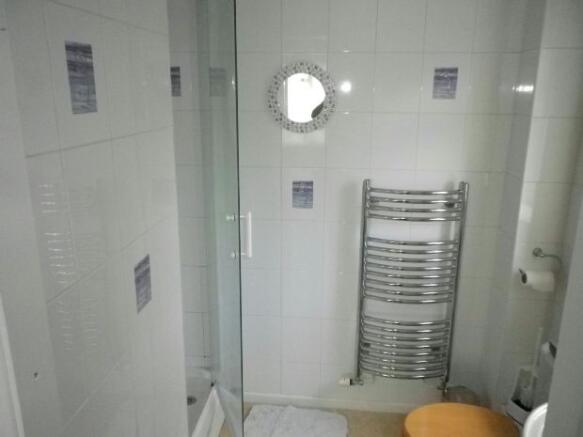 Refitted En-Suite