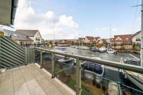 12, Bryher Island, Portsmouth PO6 4UE
