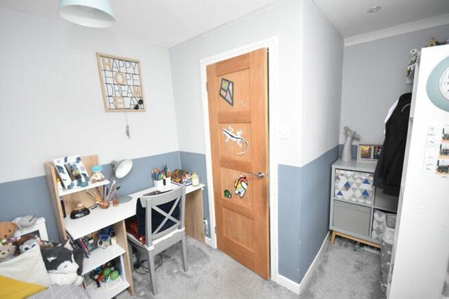 Photo 9
