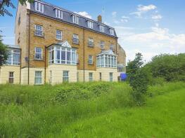 6, Bramble House, Prospero Way, Haydon End, Swindon SN25 1SU