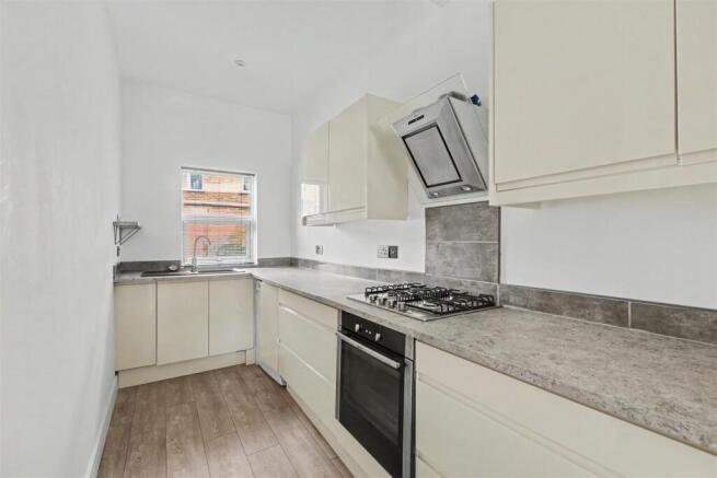 Kitchen_2.jpeg