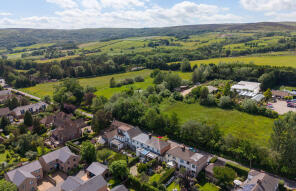 5, Newfield Lane, Sheffield S17 3DA