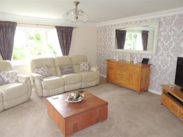 Lounge: