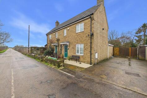 Pingle Bank, Holme, Peterborough, Cambridgeshire, PE7