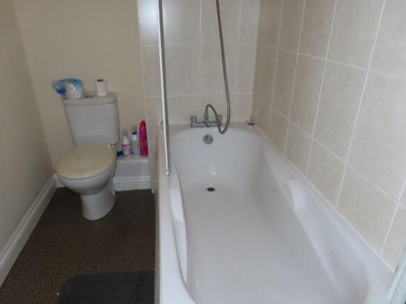 2 bed Apartment for sale Image 11