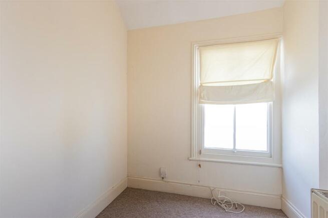 Plastruton Avenue 90-14.jpg
