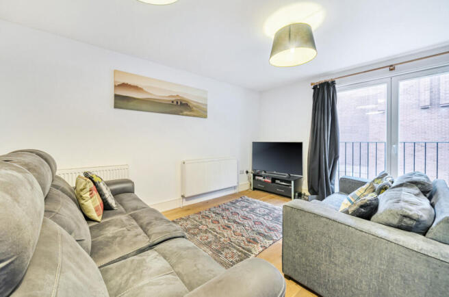 1409360-3-6984a1d...