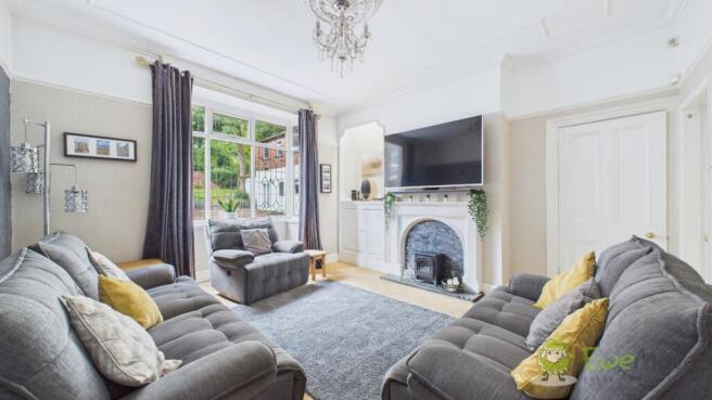 CAM03669G0-PR0031-STILL013