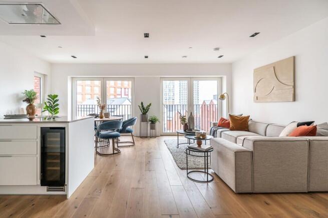 16 Exchange Gardens,
London,
SW8 1DF photo 4