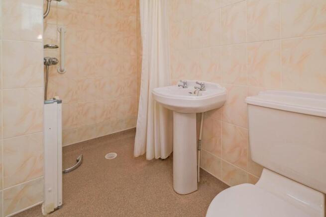Master En-suite
