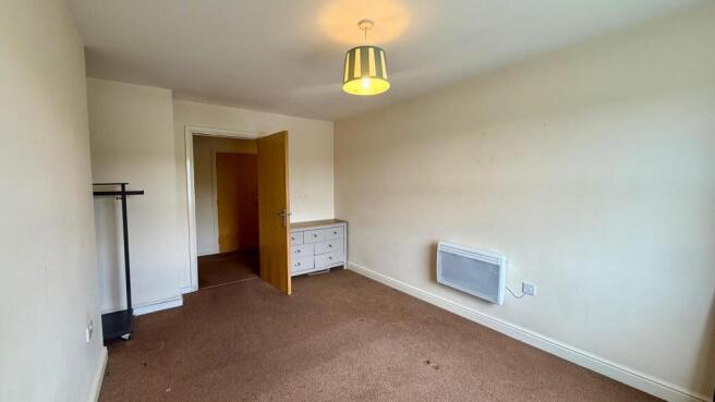 2 bed Flat to rent Image 10