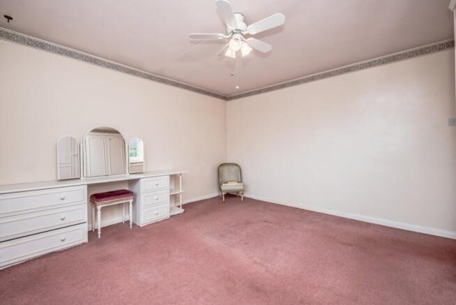 2 bed Bungalow for sale Image 9