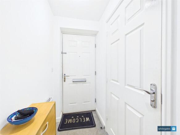 2 bed Semi-Detached for sale Image 5