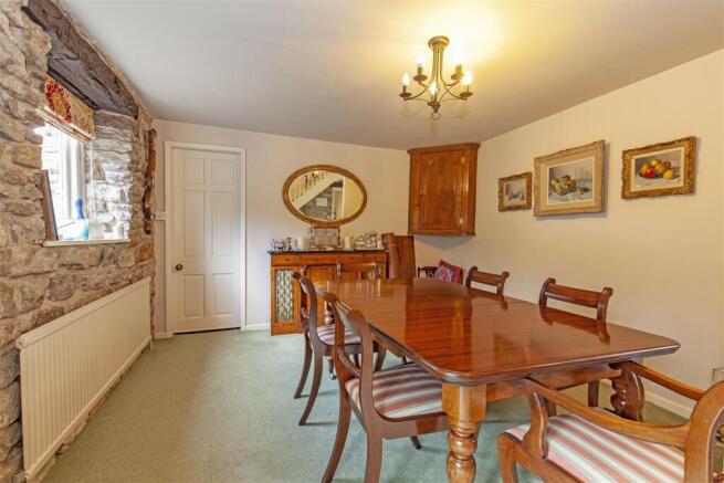 Dining Room-3.jpg
