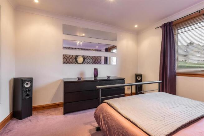 13 Balmoral Avenue Galashiels Low Res 21.jpg