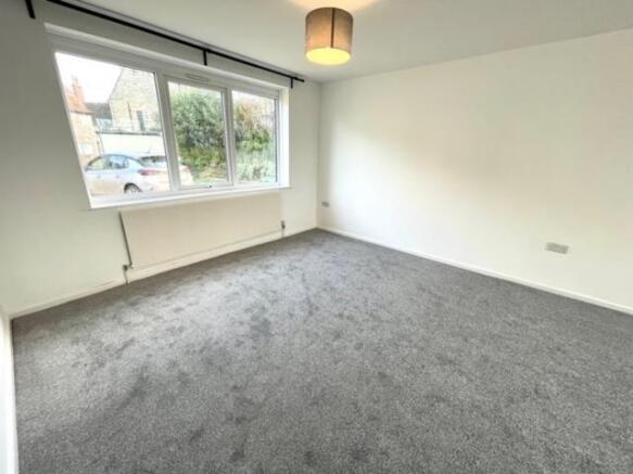 Collindale Livingroom.jpg