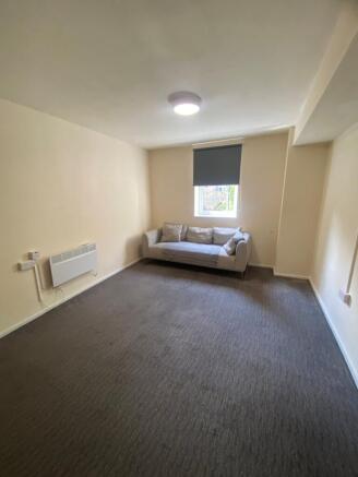 1 bed Apartment to rent Image 6