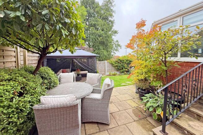 4 bed Detached for sale Image 12