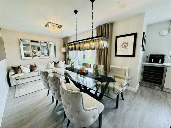 Kitchen Diner Living Area