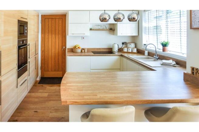 Kitchen/Breakfast