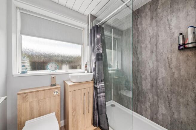 2 bed Semi-Detached Bungalow for sale Image 10