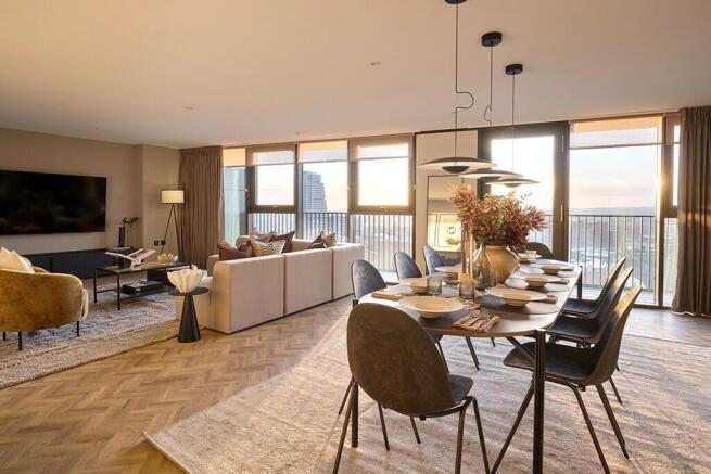 3 bed Flat to rent Image 4